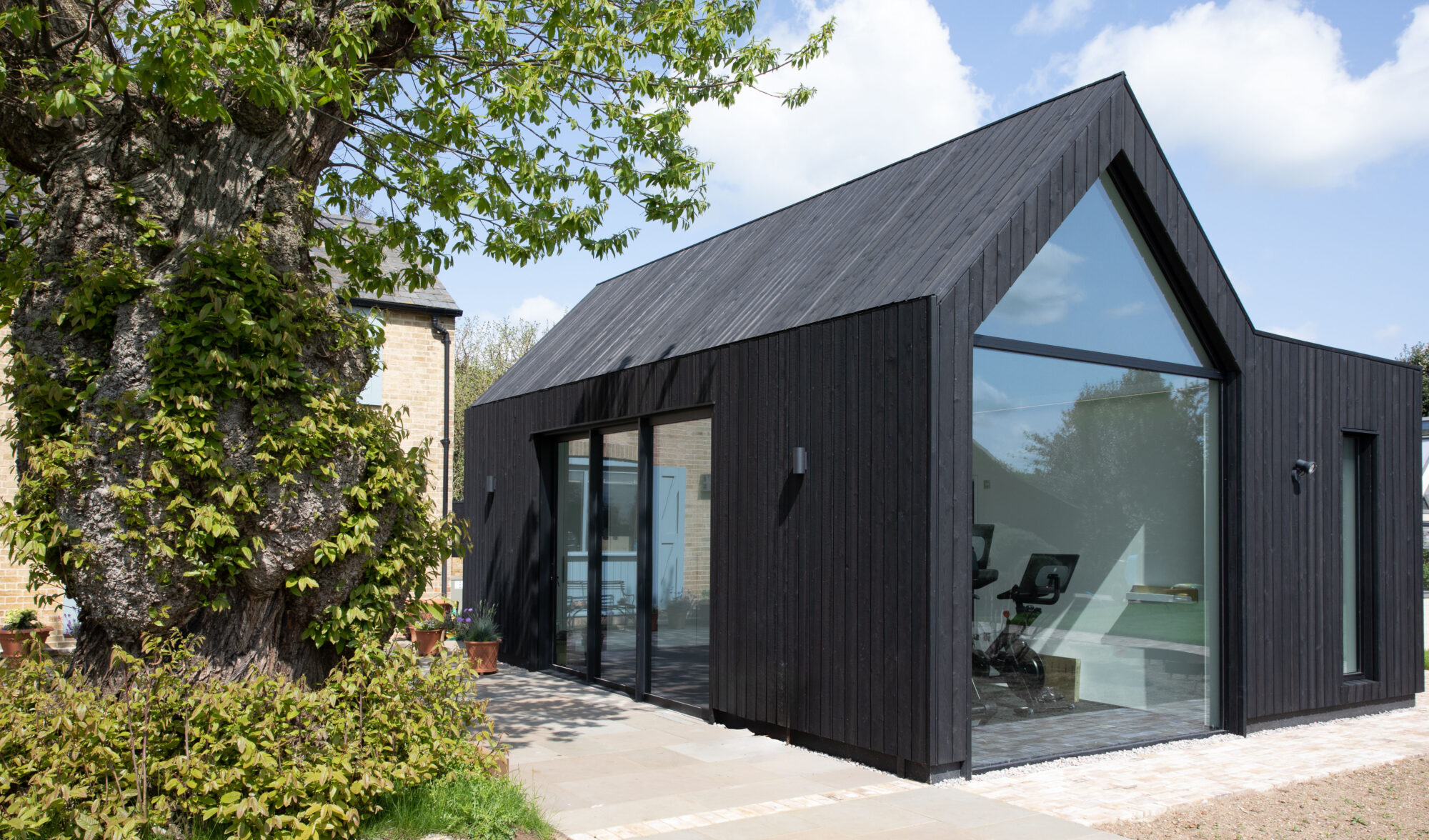 Geoff Crowther Architects Ltd — architectural project photograph 3 from the business website
